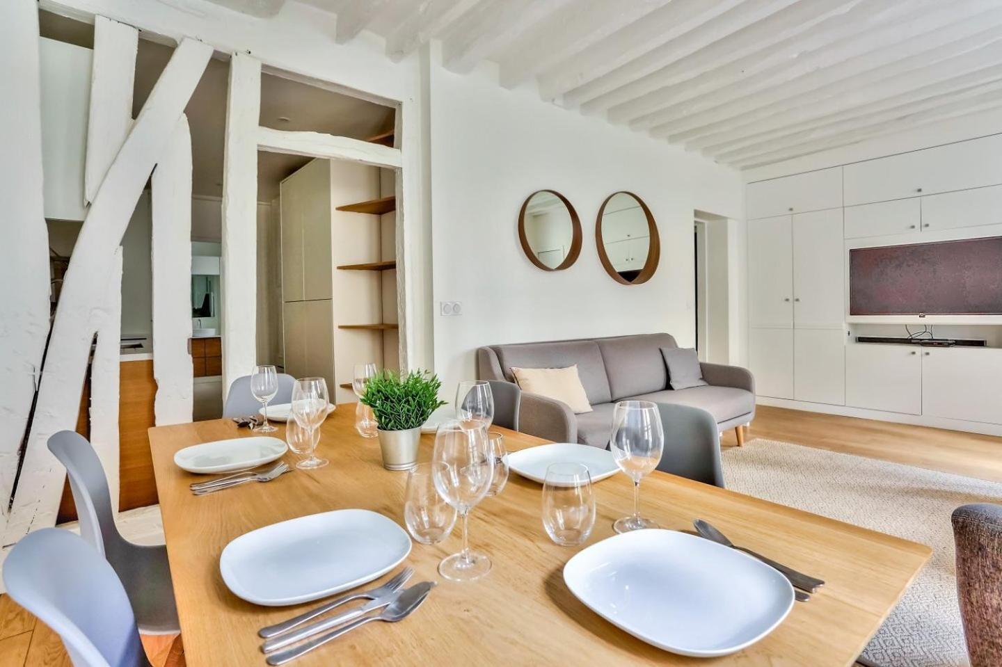 Superbe Appartement Bon Marche Saint Germain Free Netflix Париж Екстериор снимка