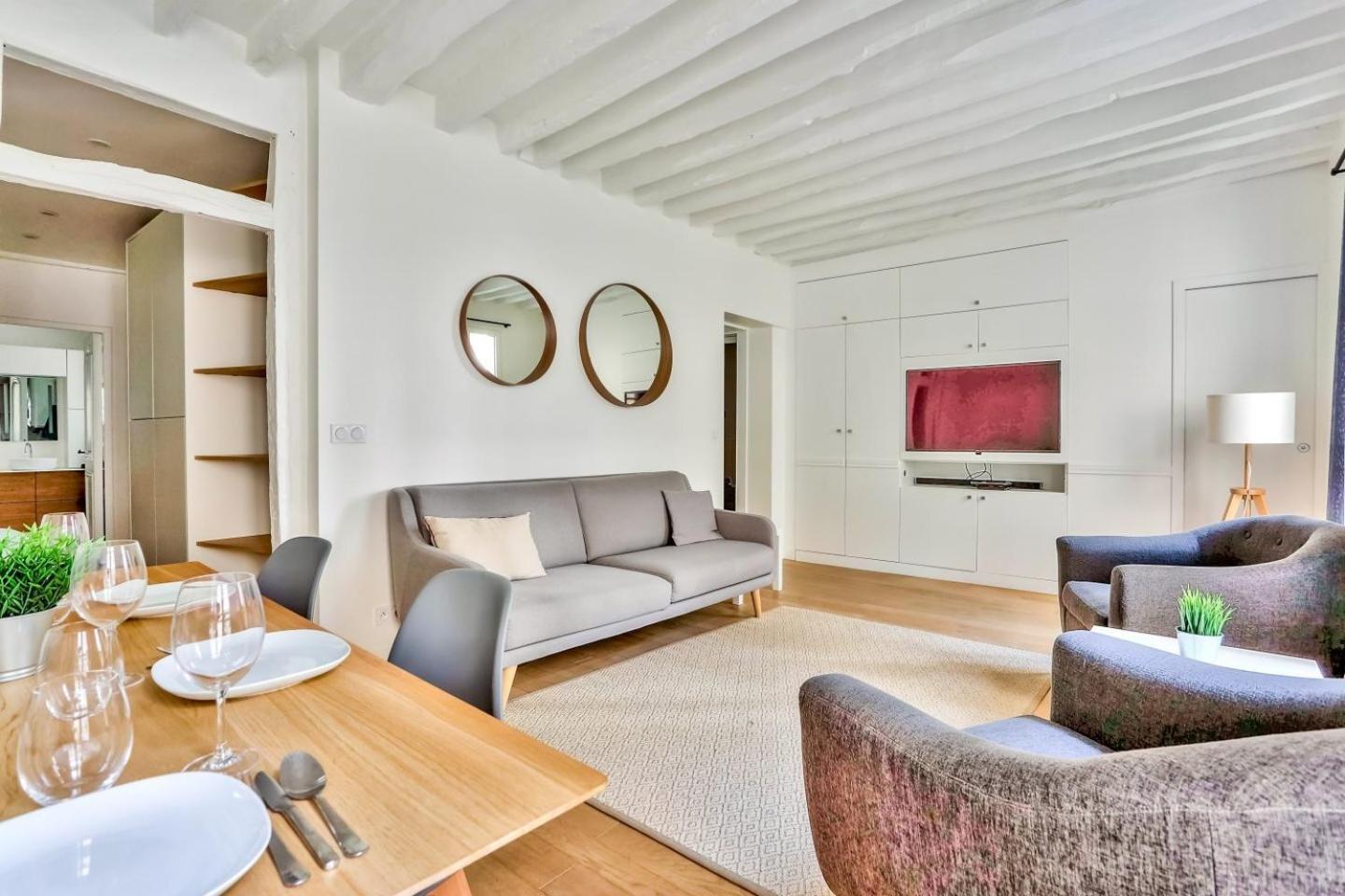 Superbe Appartement Bon Marche Saint Germain Free Netflix Париж Екстериор снимка
